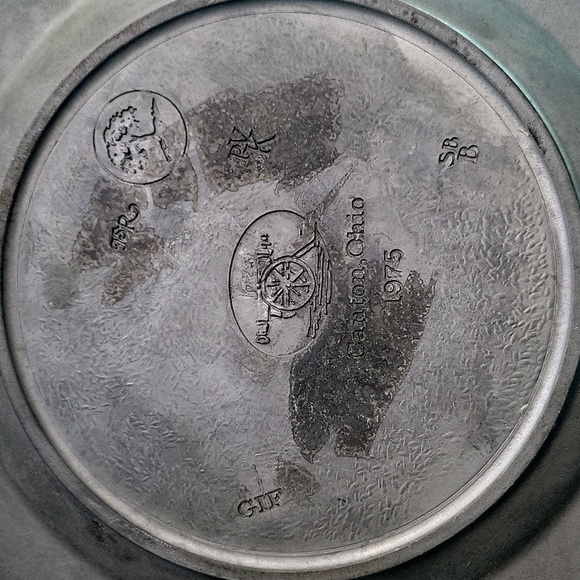 Vintage "The Great American Revolution" plate - Picture 3 of 3